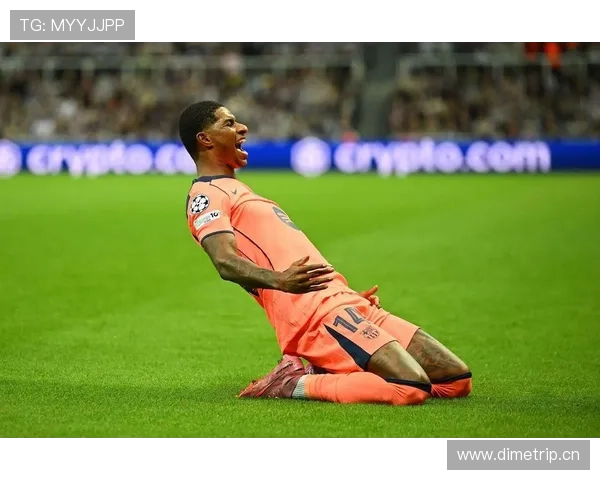 拉什福德从边锋到中锋的角色转型困境分析