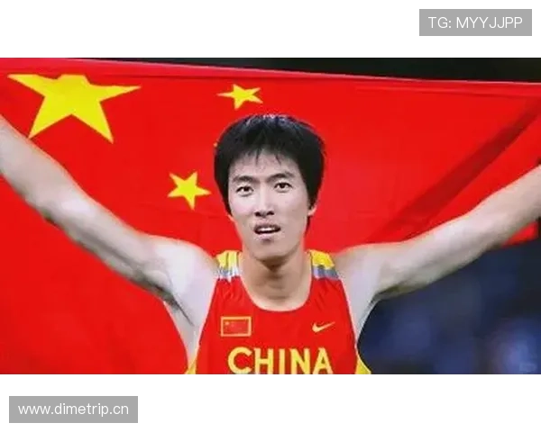 刘翔当年退赛那会儿，谁还记得他脚上缠的绷带比红毯还显眼？